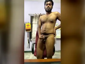 Chaturbate Nude Webcam of hottamilguy01