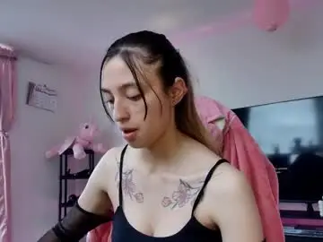 Chaturbate Live Porn of barbie20_