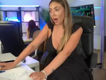 Chaturbate Sex Cam of babesgowild