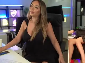 Chaturbate Live Sex Cam of babesgowild