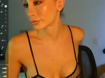 Chaturbate Free Live Porn of mmmayra_0x