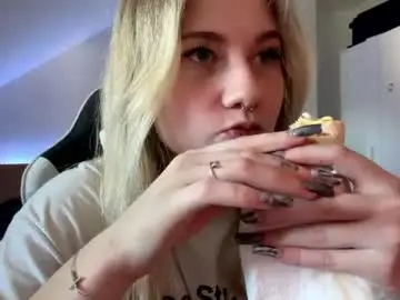 Chaturbate Nude Webcam of jeraldinebounds