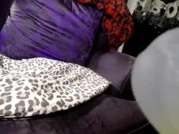 Chaturbate Watch Live Sex Cams of farrahfindom
