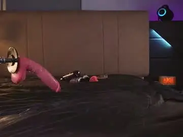 Chaturbate Live Sex Cam of samuelboytattoo