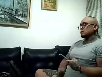 Chaturbate Live Sex of ayrton_naffah2