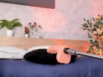 Chaturbate Watch Live Sex Cams of karina_gomez_18
