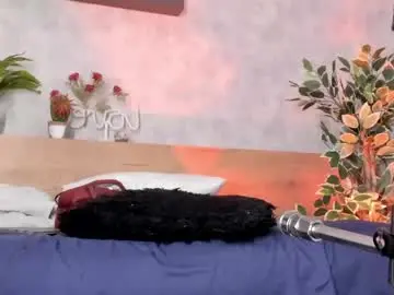 Chaturbate Free Porn Cam of karina_gomez_18