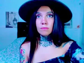 Chaturbate Watch Live Sex Cams of lannie_gonzales