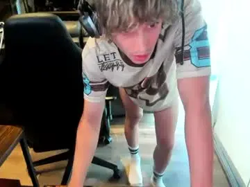 Chaturbate Free Live Porn of bashful4200