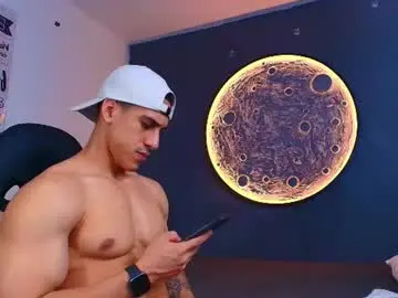 Chaturbate Best live sex cam show of duran_dhikol1