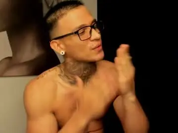 Chaturbate Best Webcam of ethan_devis7