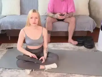 Chaturbate Watch Live Sex Cams of skuf_page