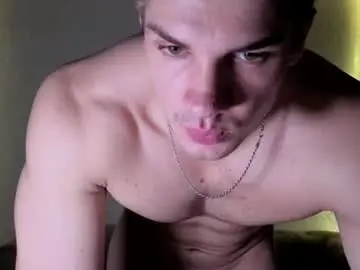 Chaturbate Live Sex Cam of maxkaiden