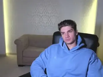 Chaturbate Free Porn Cam of maxkaiden