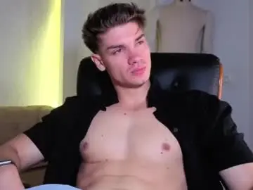 Chaturbate Best live sex cam show of maxkaiden