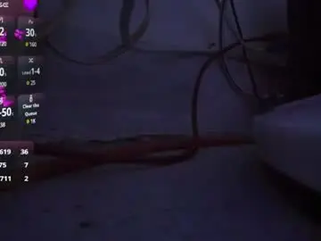 Chaturbate Live Sex Cam of izamarqueen