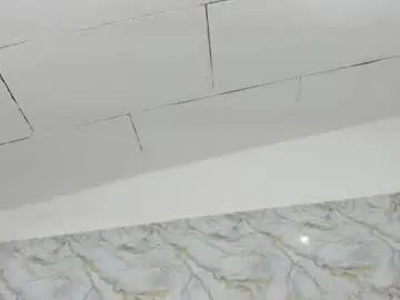 Chaturbate Adult Video Chat of ladysquirtss