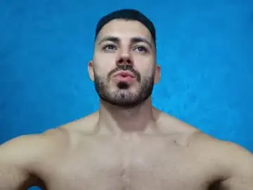 Chaturbate Live Sex Cam of muscularmaster