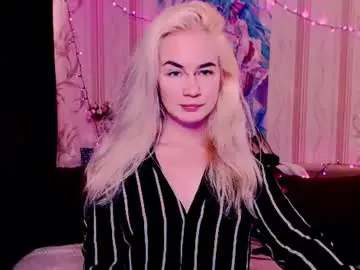 Chaturbate Watch Live Sex Cams of carinfox