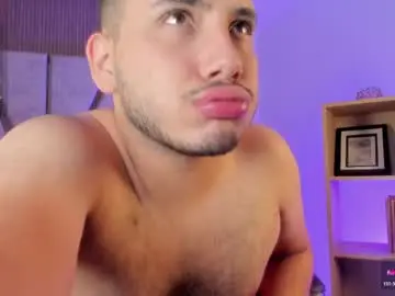 Chaturbate Watch Live Sex Cams of axel_grey_