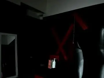Chaturbate Best live sex cam show of zoe_lara_34