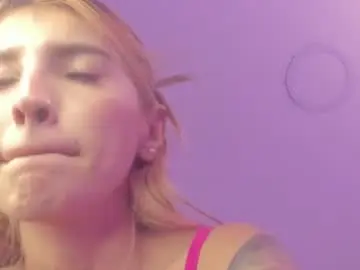 Chaturbate Free Live Porn of sweet_skiinny