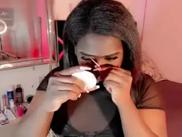 Chaturbate Best live sex cam show of hugemonsterblack