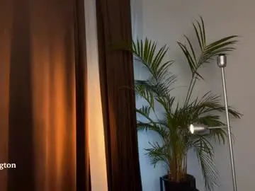 Chaturbate Live Sex of tatti_1