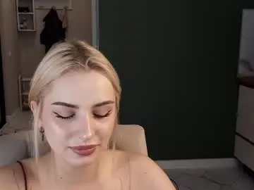 Chaturbate Watch Live Sex Cams of elizabetqt