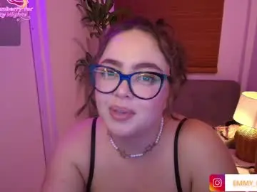 Chaturbate Live Sex Cam of emmy_peach1
