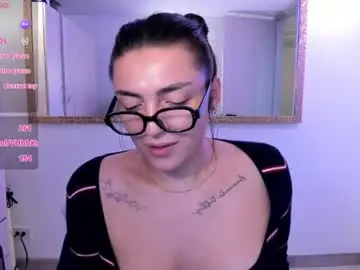 Chaturbate Best live sex cam show of _ericavanderhill_