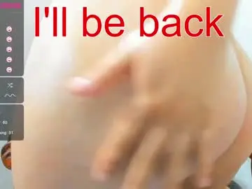 Chaturbate Live Sex Cam of squirtle_girl