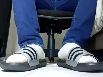 Chaturbate Live Sex of waltherfeet_