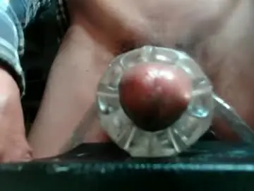 Chaturbate Live Sex Cam of constructorcock