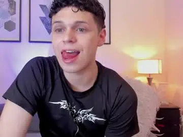 Chaturbate Free Porn Cam of mykelcano