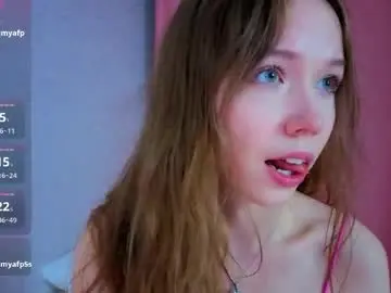 Chaturbate Sex Cam of pearly_peach_