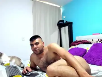 Chaturbate Nude Webcam of scarletandryan28