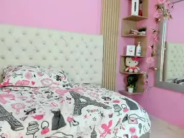 Chaturbate Free Live Porn of kiitty_horny_