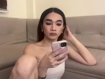 Chaturbate Live Sex Cam of indestructabletrixie