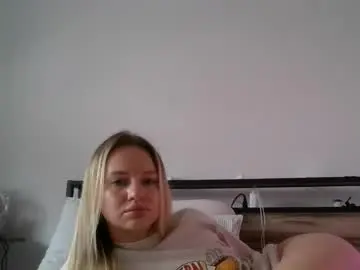 Chaturbate Best live sex cam show of moon_light_girl
