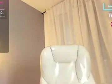 Chaturbate Live Sex Cam of amara_lune