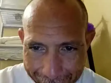 Chaturbate Live Sex Cam of bigdick31589