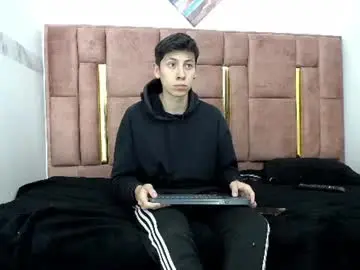 Chaturbate Live Sex of ethan_grayy