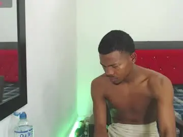 Chaturbate Best live sex cam show of gregoryhoot1