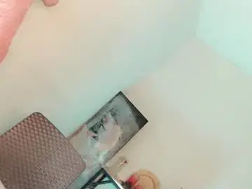 Chaturbate Free Porn Cam of lovingmonaru969