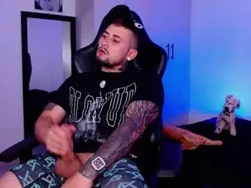 Chaturbate Free Live Porn of lliamm_2