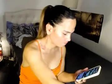 Chaturbate Sex Cam of xqueenyasiandomcumx