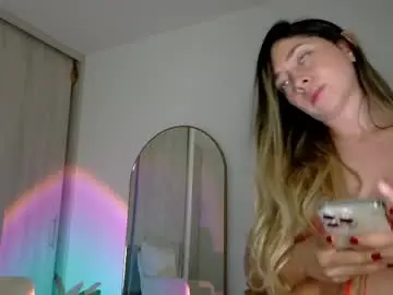 Chaturbate Live Sex Cam of _arianalzate_