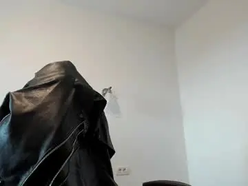 Chaturbate Private Sex Chat of alphagodleatherking92
