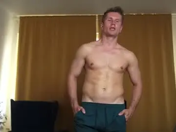 Chaturbate Live Sex Cam of kevin_park
